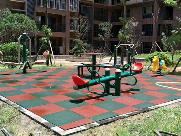 鑫沙苑健身器材